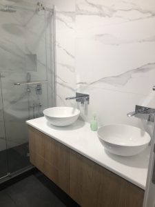 Pivatni-Stan-I-Beograd-Kupatilo-Juni-2021-Duomo-Blanco-Saten-60x120-RTT-STN-Spanija