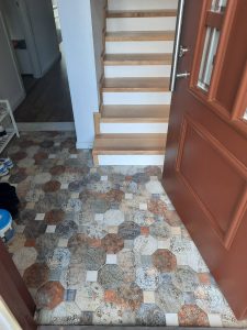 Privatna-kuca-Novi-Sad-Februar-2021.-Hodnik-Podne-plocice-Silex-Decor-45x45-Ceramica-Gomez-Spanija